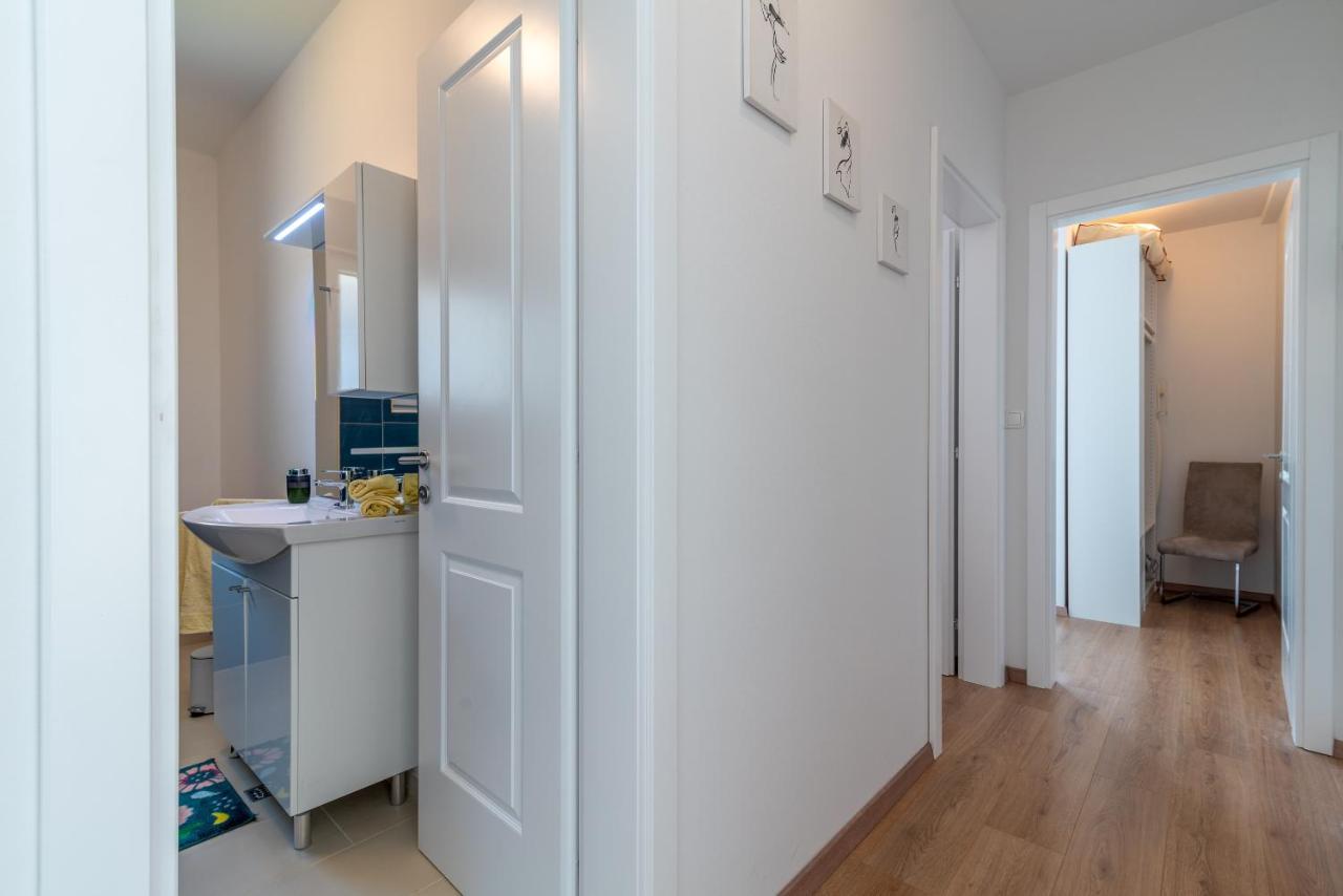 East Apartment